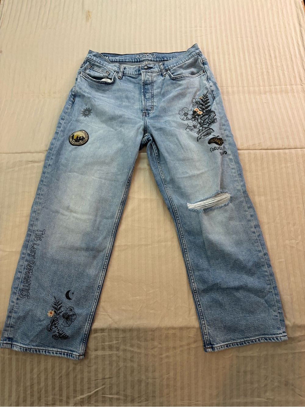 Arizona Jean Co. Highest-Rise VTG Straight Jeans With Graphic Patches Size 14